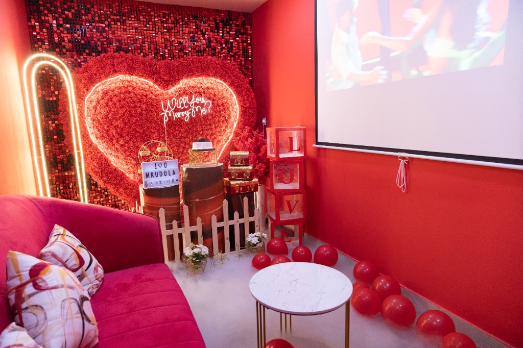 Red Velvet Heart Romance Suite